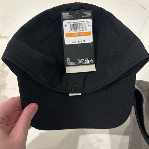 2 Under Armour Iso-chill hat golf, baseball, sports Small - Picture 5 of 9